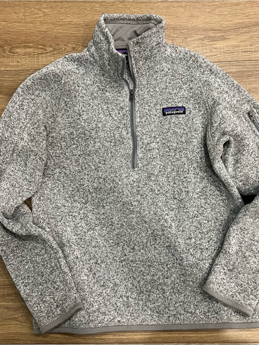Patagonia Women’s Heather Gray Half-Zip Pullover Sweater